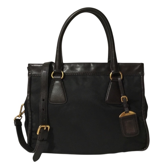 Prada Black Leather Satchel Bag with Structured Design - Picture 1 of 16